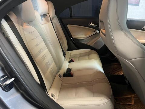Classe CLA 180 d 109 CH BV 7G-DCT FINITION Sensation GARANTIE 6 MOIS M 2017 occasion 33700 M&eacute;rignac