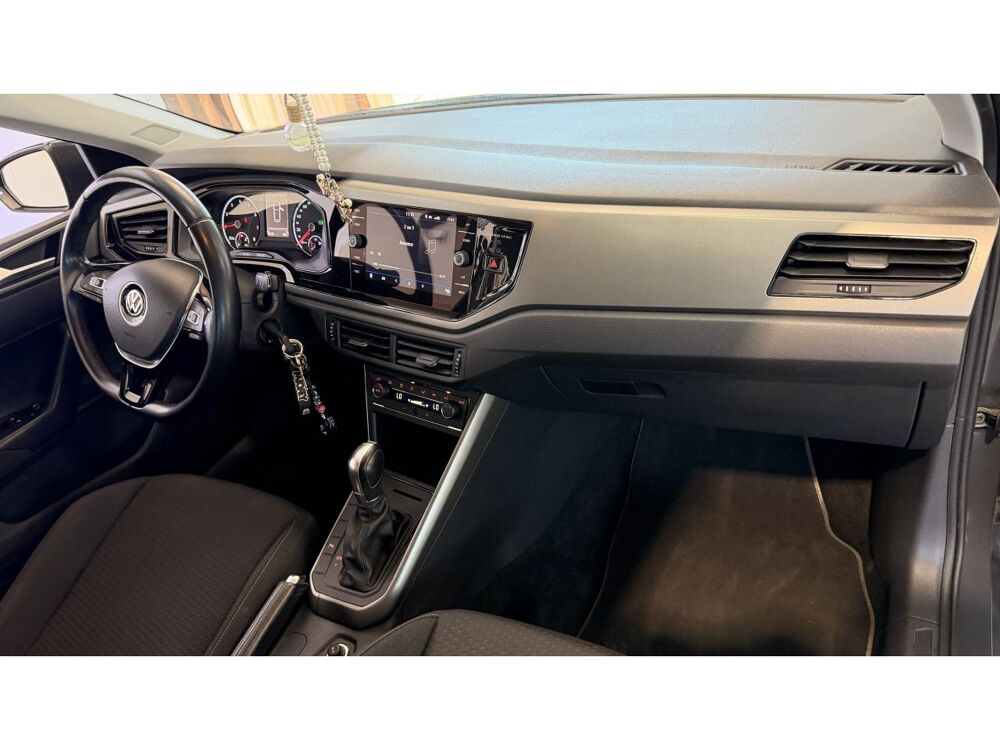 Polo 1.0 TSI 95 CONFORT LINE DSG BVA 2018 occasion 16000 Angoul&ecirc;me