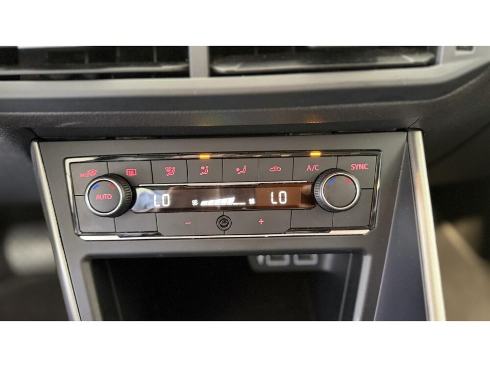 Polo 1.0 TSI 95 CONFORT LINE DSG BVA 2018 occasion 16000 Angoul&ecirc;me