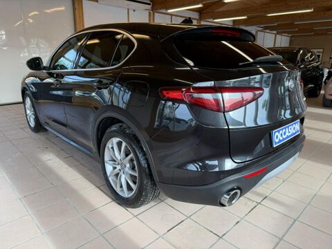 Stelvio 2.2 D - 190 - BVA Lusso / Revision + Distribution OK - Gara 2019 occasion 33700 M&eacute;rignac