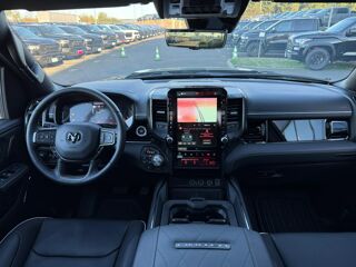 RAM 1500 CREW LIMITED NIGHT EDITION BOX HAYON MULTI V8 5,7L 2026 occasion 91830 Le Coudray-Montceaux