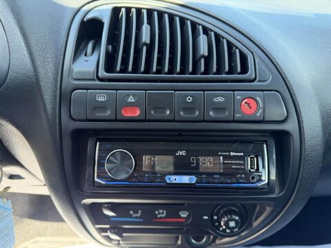 Saxo 1.4 - 75 BVA Exclusive 2000 occasion 19100 Brive-la-Gaillarde