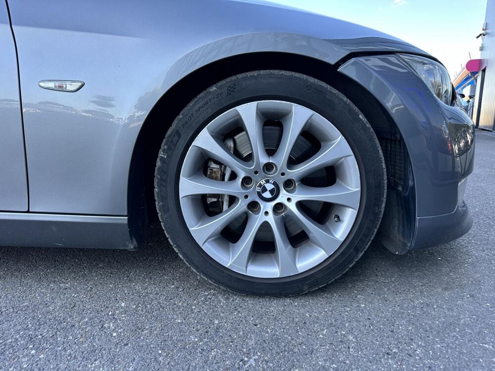 S&eacute;rie 3 335i Coup&eacute; Sport - BVA COUPE E92 335i PHASE 1 2006 occasion 33450 Montussan