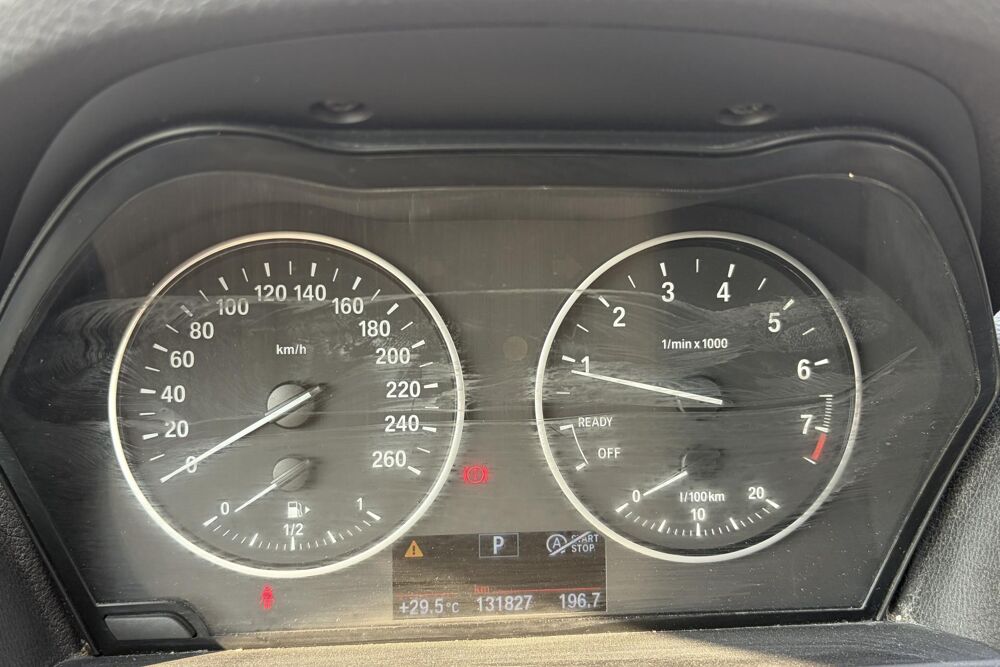 S&eacute;rie 1 118i BVA SPORT F21 ? TOIT OUVRANT ? GPS ? 136 CH 2015 occasion 78760 Jouars-Pontchartrain
