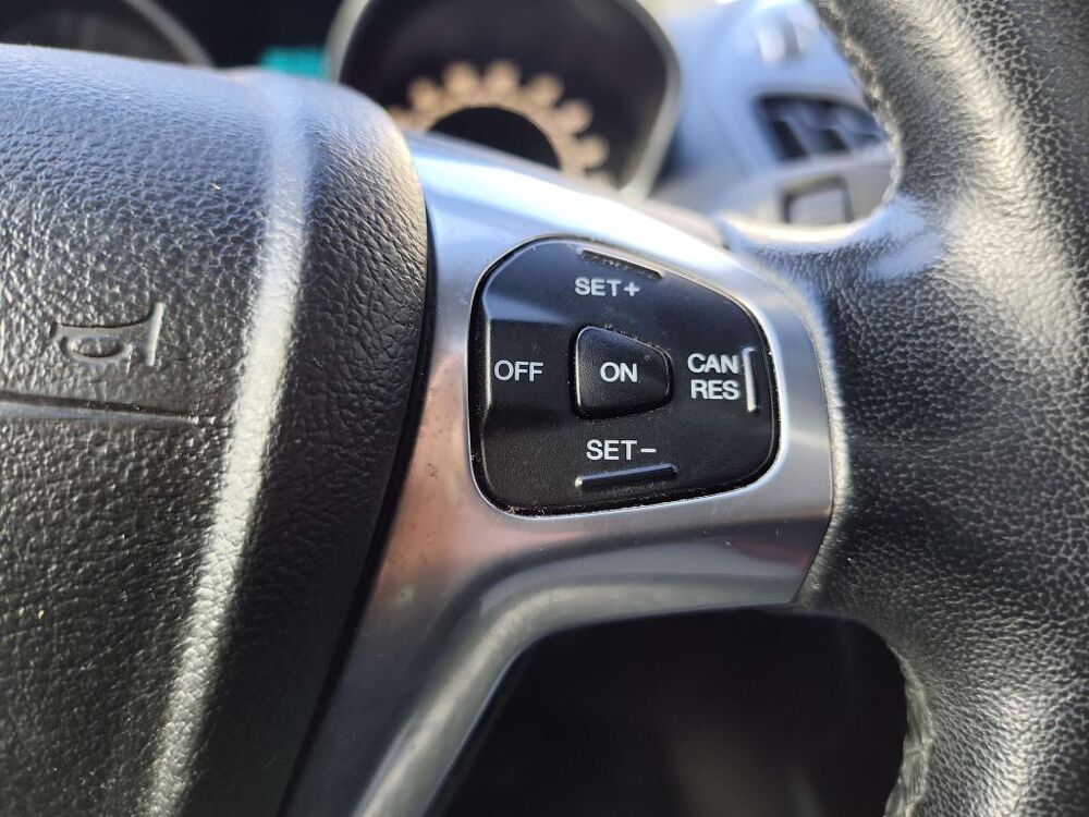 B-max 1.6 Ti-VCT - 105 - BV PowerShift Titanium 2015 occasion 77185 Lognes