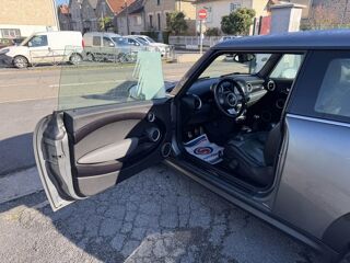 Cooper D R56 1.6i - 211 John Cooper Works - Clim + SUIVI COMPLET AVEC 2009 occasion 19100 Brive-la-Gaillarde