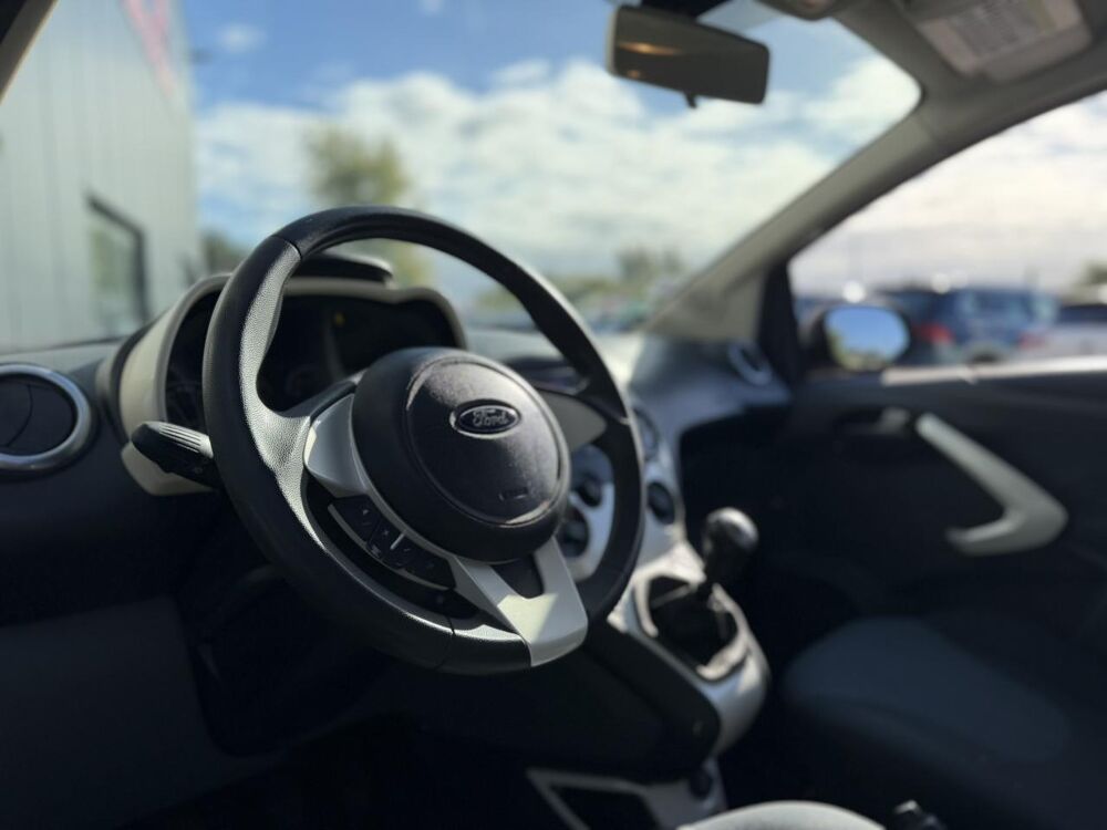 Ka 1.2i 69 Trend Avec Climatisation et Vitres Electriques 2014 occasion 35300 Foug&egrave;res
