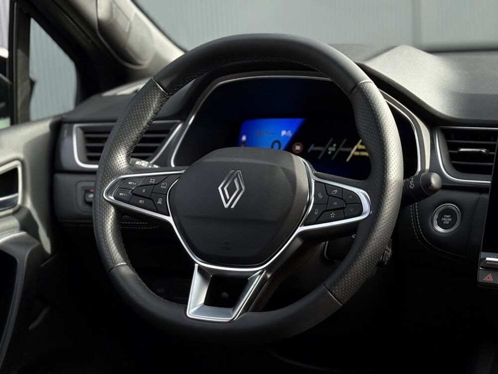 Symbioz E-Tech Full Hybrid 145 Iconic avec Cam&eacute;ra 360&deg;, et Hayon mai 2025 occasion 35300 Foug&egrave;res