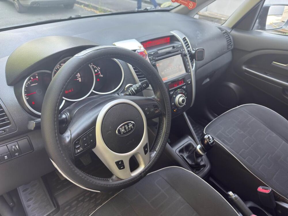 Venga 1.6 CRDi 115 BERLINE Edition 7 2013 occasion 77185 Lognes