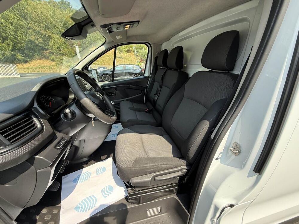 Trafic L1H1 2800 Kg 2.0 Blue dCi - 130 Fourgon Confort L1H1 TVA REC 2023 occasion 19100 Brive-la-Gaillarde