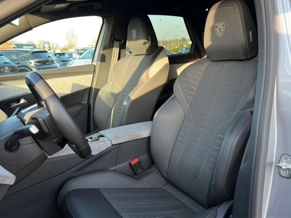 3008 1.2 hybrid 145 gt e-dcs6 2025 occasion 54520 Laxou