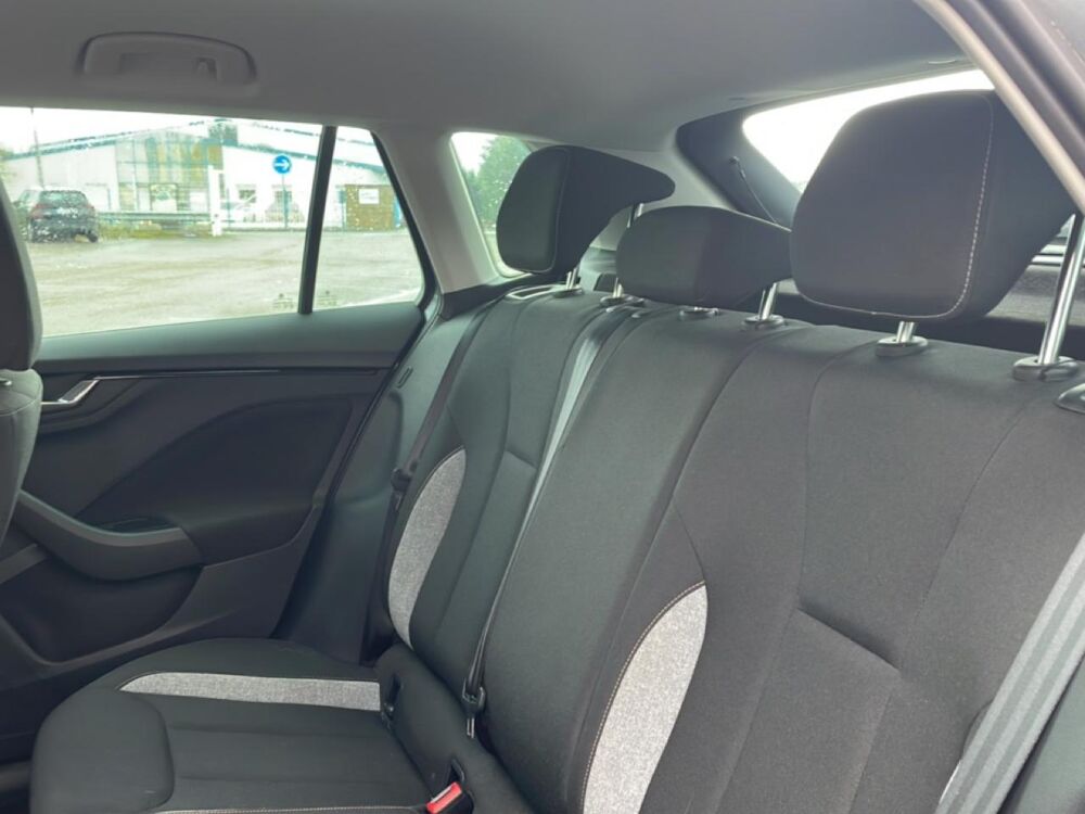 Kamiq 1.0 tsi 116 selection dsg7 2025 occasion 54520 Laxou