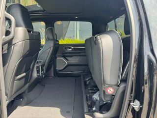 RAM 1500 CREW LAIE SPORT NIGHT EDITION AIR 2025 occasion 91830 Le Coudray-Montceaux