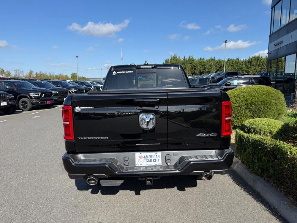 RAM 1500 CREW TUNGSTEN AIR BOX HAYON MULTI 2026 occasion 91830 Le Coudray-Montceaux
