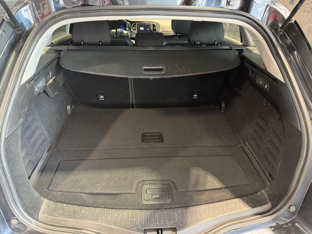 M&eacute;gane Estate 1.5 Blue dCi - 95 IV ESTATE BREAK Business PH 2019 occasion 25300 Pontarlier