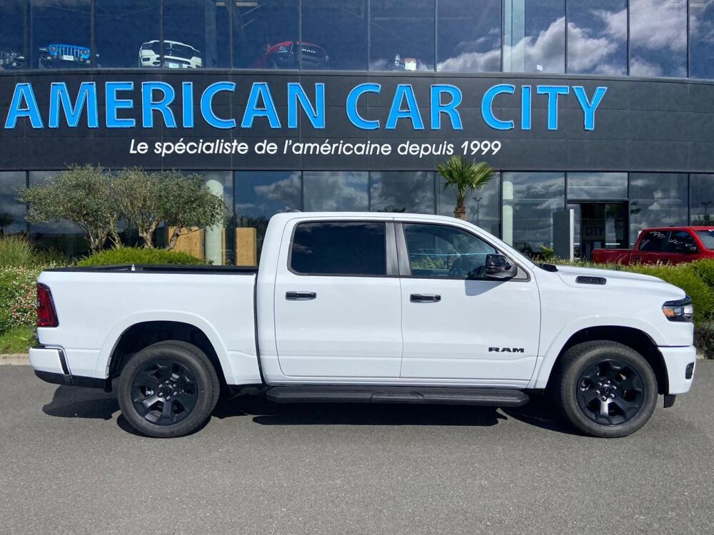 RAM 1500 CREW CAB BIGHORN NIGHT EDITION 2025 occasion 91830 Le Coudray-Montceaux