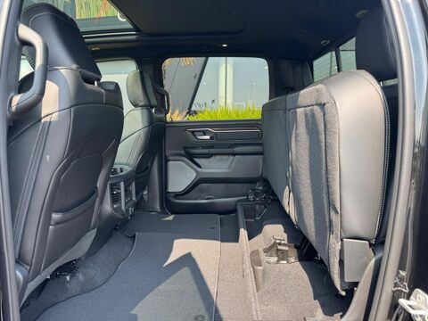 RAM 1500 CREW CAB SPORT NIGHT EDITION V8 2026 occasion 91830 Le Coudray-Montceaux