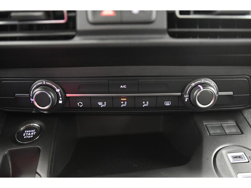 Berlingo Essence 110 ch M BVM6 Plus ADML/Cam&eacute;ra OR FRANCE 2024 occasion 33620 Cavignac