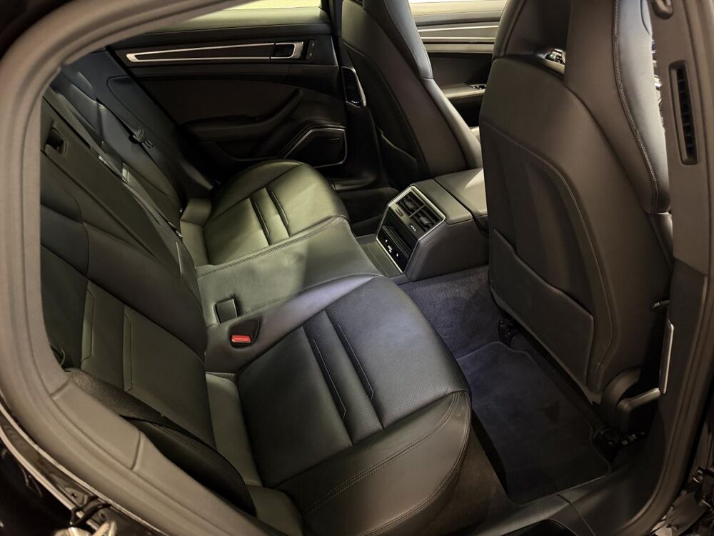 Panamera 4 E-Hybride 2.9i V6 462cv Platinum Edition 2023 occasion 38330 Montbonnot-Saint-Martin