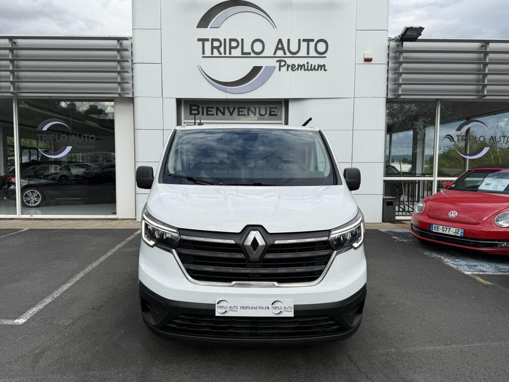 Trafic L1H1 2800 Kg 2.0 Blue dCi - 130 Fourgon Confort TVA RECUPERA 2022 occasion 19100 Brive-la-Gaillarde
