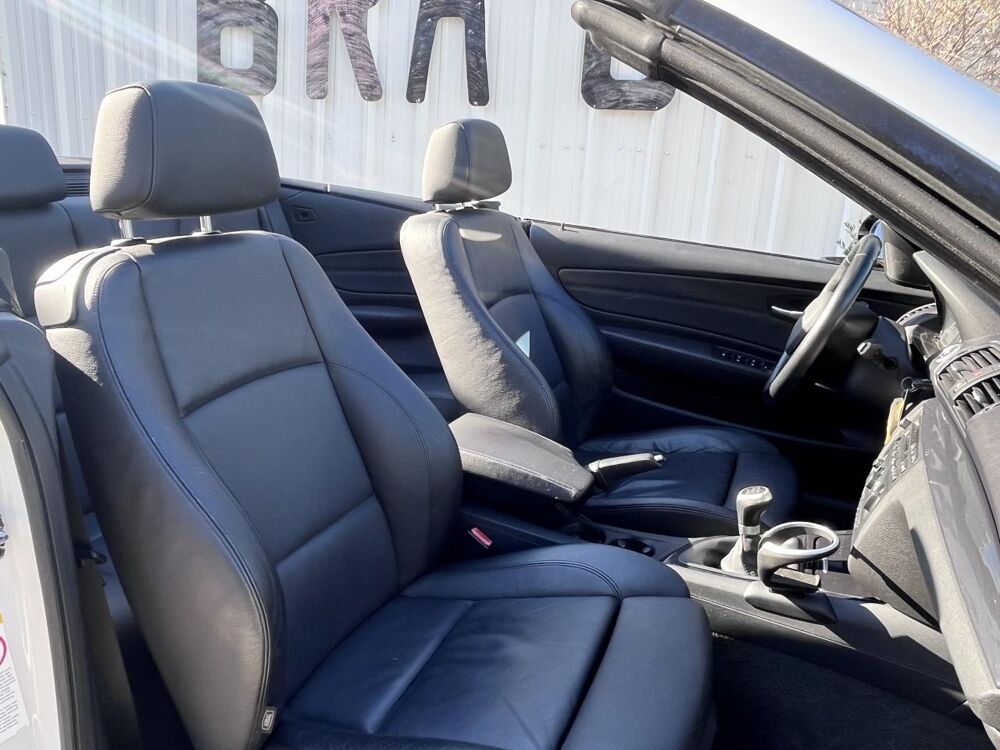 S&eacute;rie 1 120i CABRIOLET E88 Sport Design 2008 occasion 83490 Le Muy