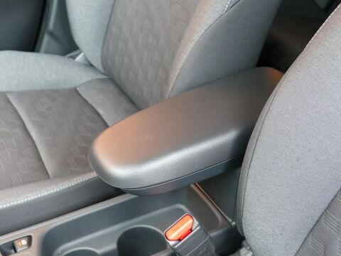 Yaris IV HYBRID 116H DESIGN - BV e-CVT 2025 occasion 77090 Coll&eacute;gien
