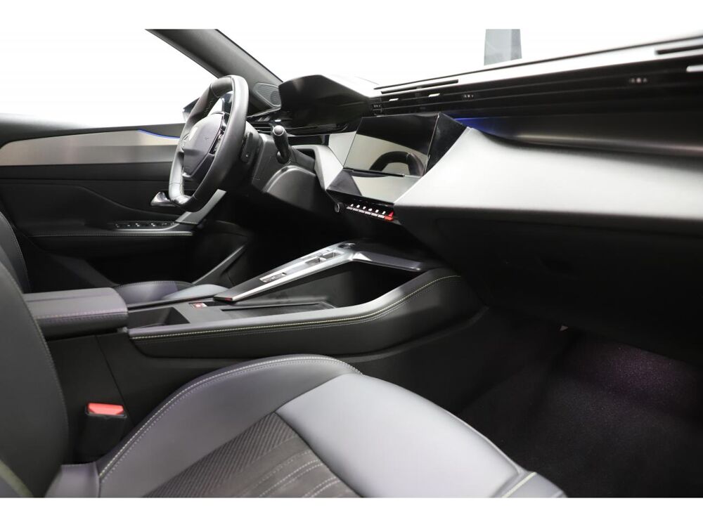 308 III GT 1.6 PHEV 225 e-EAT8 2023 occasion 06550 La Roquette-sur-Siagne