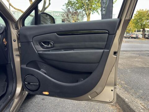 Sc&eacute;nic Grand 1.5 dCi FAP - 110 - BV EDC - 7pl GRAND III MONOSPACE 2013 occasion 77185 Lognes