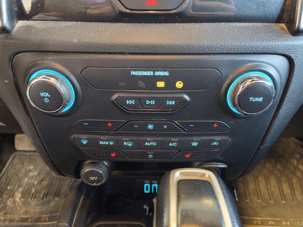 Ranger SUPER CABINE 2.0 TDCI 215CH WILDTRAK 4X4 BVA - GARANTIE 12 M 2022 occasion 16000 Angoul&ecirc;me