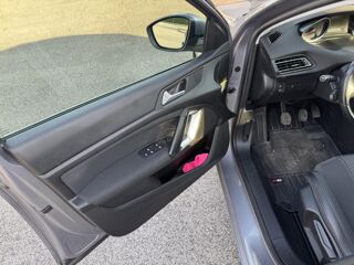 308 1.5 BlueHDi - 130 - CAM - ATTELAGE - REGULATEUR - TOIT PANO 2019 occasion 25300 Pontarlier
