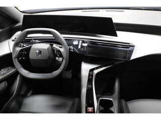 5008 Allure 1.2 Hybrid 145 e-DCS6 7 Places 2025 occasion 06550 La Roquette-sur-Siagne