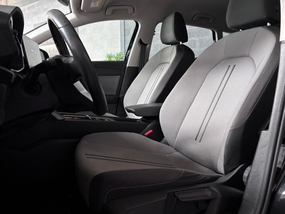 Leon 1.0eTSI 110CH DSG 7 FINITION Style Business - GARANTIE 6 MOI 2022 occasion 33700 M&eacute;rignac
