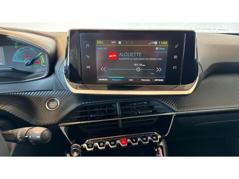 2008 E 136 - 2019 Style / CARPLAY / CAMERA 360 /SUIVI PEUGEOT 2023 occasion 17600 Saujon