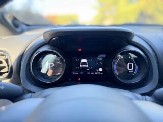 Yaris DESIGN Hybrid 116Ch - CAM - TOIT PANO - CARPLAY - REGULATEUR 2021 occasion 13760 Saint-Cannat