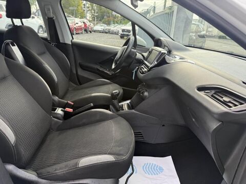 208 1.6 BlueHDi - 100 Allure gps + clim + Radar AR 2016 occasion 19100 Brive-la-Gaillarde