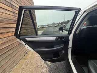 Outback 2.0D - 150 - BV Lineartronic  BREAK Luxury Eyesight PHASE 1 2016 occasion 19100 Brive-la-Gaillarde