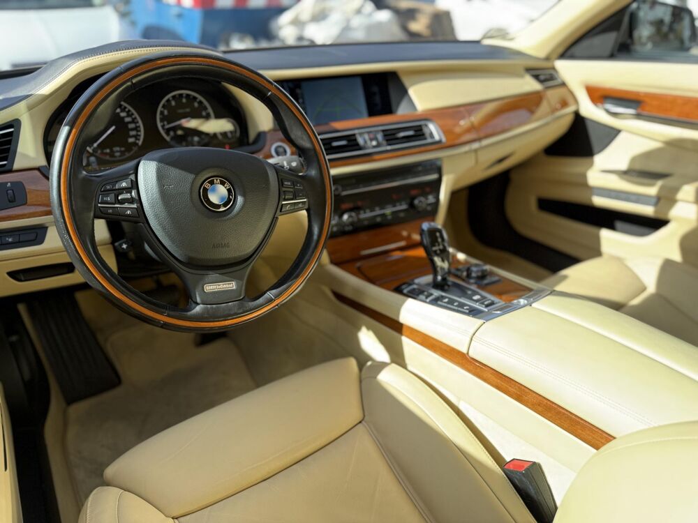 S&eacute;rie 7 750Li xDrive Exclusive Individual SUIVI BMW GARANTIE 12 MOIS 2011 occasion 94360 Bry-sur-Marne