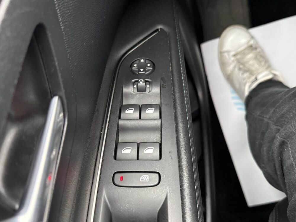 3008 Hybrid - 225 - BV e-EAT8 Allure Pack GPS + CAMERA AR + CARPL 2022 occasion 19100 Brive-la-Gaillarde