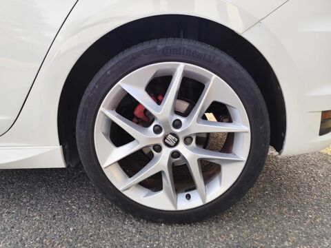 Leon 1.4 TSI 150 FR START-STOP / TOIT OUVRANT / RADARS AV ARR 2014 occasion 42170 Saint-Just-Saint-Rambert