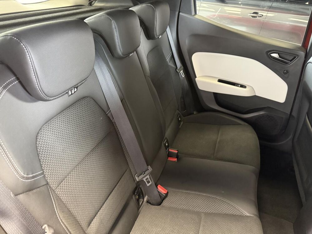 Clio 1.6 E-Tech Hybride - 140 - Intens - Bose - Carplay - 1 propr 2020 occasion 60740 Saint-Maximin