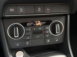 Q3 2.0 TFSI 220 Quattro S-Tronic Ambiente 2015 occasion 35300 Foug&egrave;res