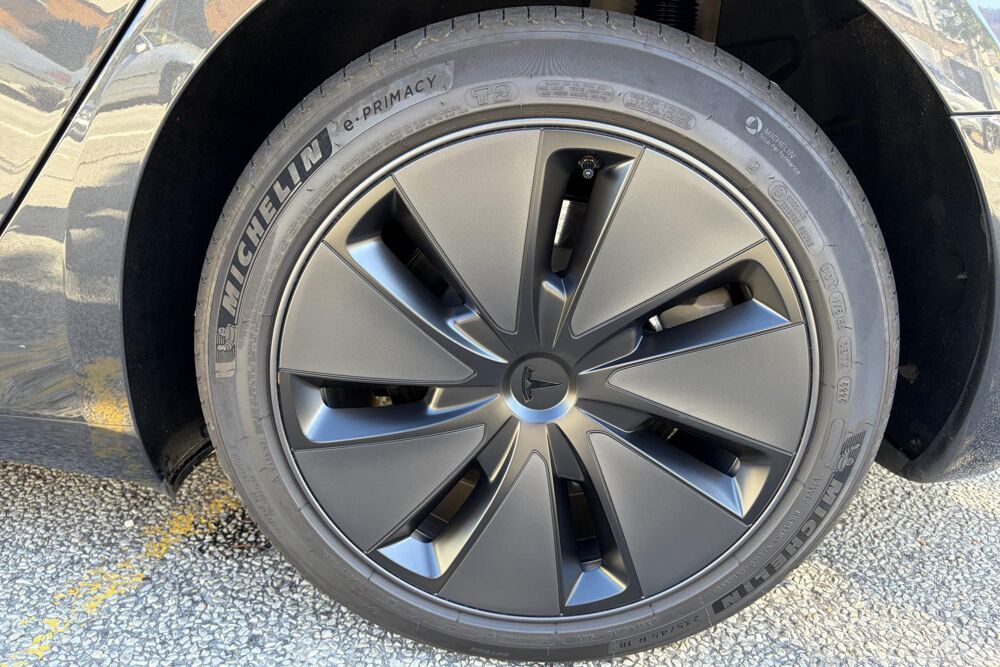 Model 3 TESLA GRANDE AUTONOMIE PREMIUM LONG RANGE AUTOPILOT INT&Eacute;RIEU 2026 occasion 78760 Jouars-Pontchartrain
