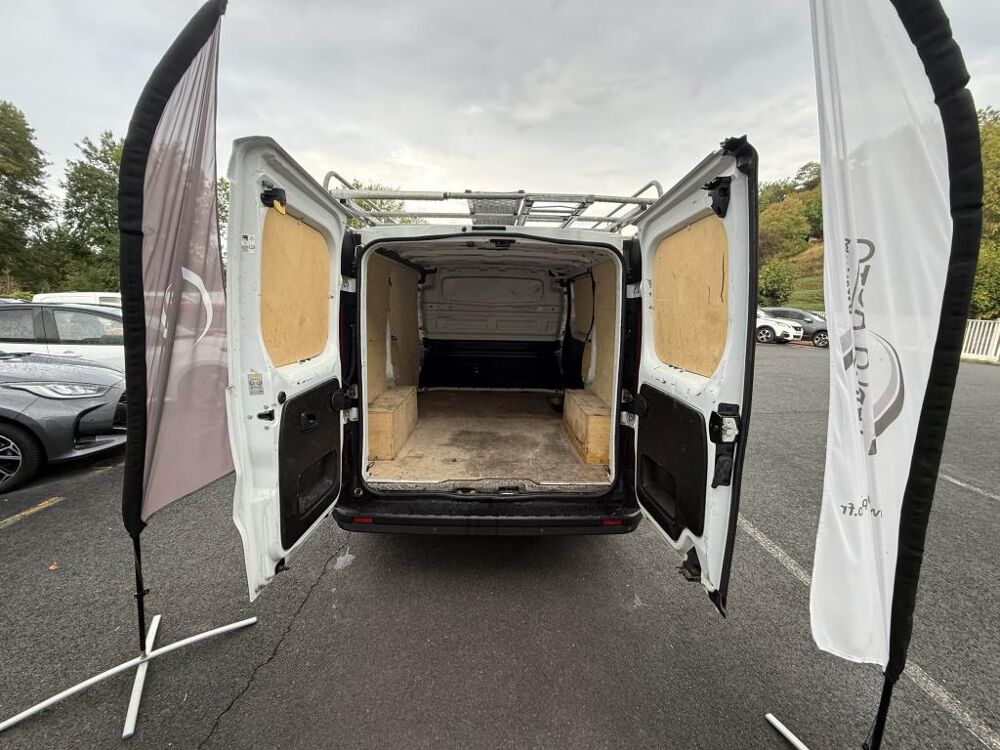Trafic L1H1 1000 Kg 2.0 dCi - 120 Fourgon Confort TVA RECUPERABLE + 2021 occasion 19100 Brive-la-Gaillarde