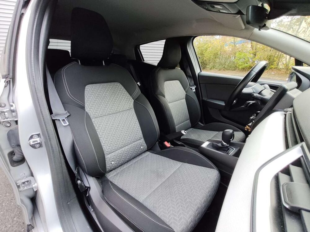 Clio 1.6 E-Tech Hybride - 145CV - BVA - multi-modes - Evolution 2022 occasion 77185 Lognes