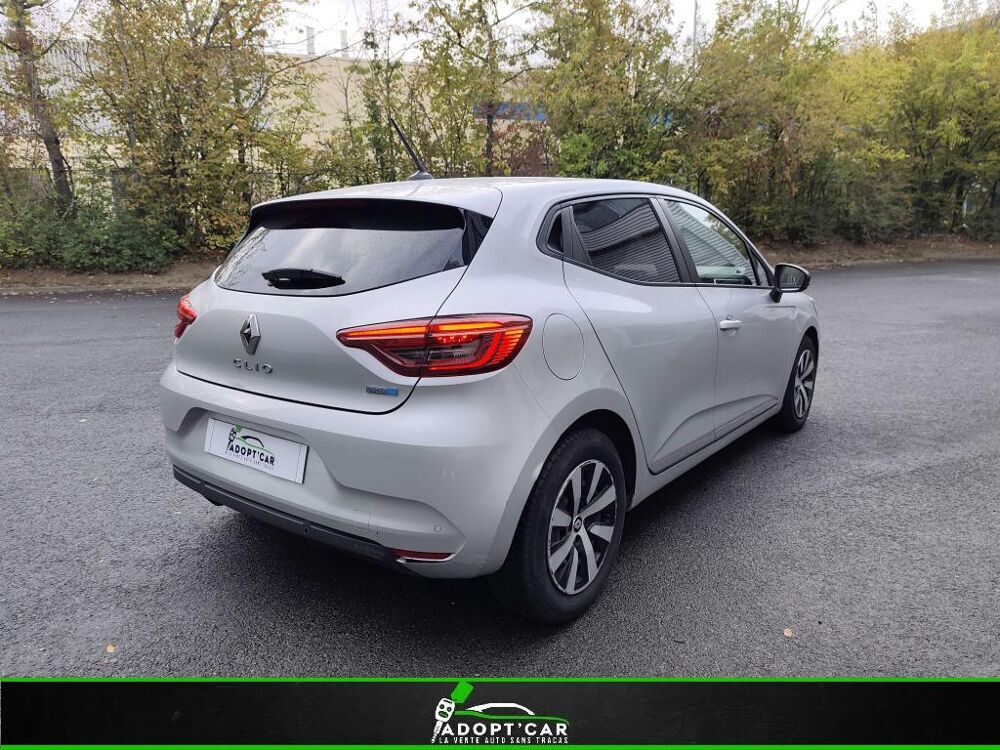 Clio 1.6 E-Tech Hybride - 145CV - BVA - multi-modes - Evolution 2022 occasion 77185 Lognes