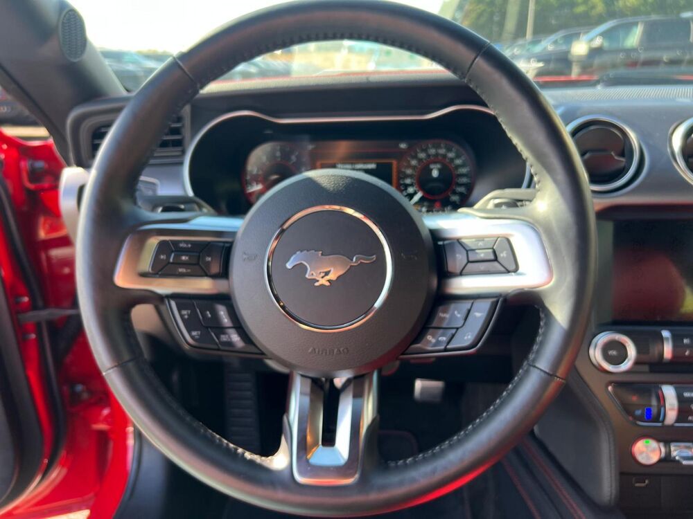 Mustang GT FASTBACK V8 5.0L 2019 occasion 91830 Le Coudray-Montceaux
