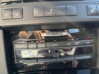 Classe E E 300 cdi BlueTEC Hybrid - BVA 7G-Tronic Plus BERLINE - BM 2012 occasion 83490 Le Muy