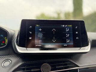 208 ALLURE 136CH 50KWH - RADARS - CARPLAY - PHASE 2 2024 occasion 13760 Saint-Cannat