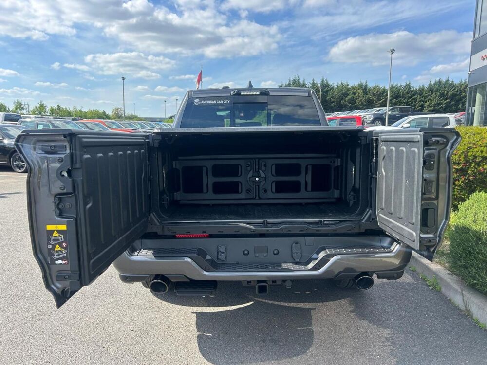 RAM 1500 CREW LIMITED NIGHT EDITION BOX 2026 occasion 91830 Le Coudray-Montceaux
