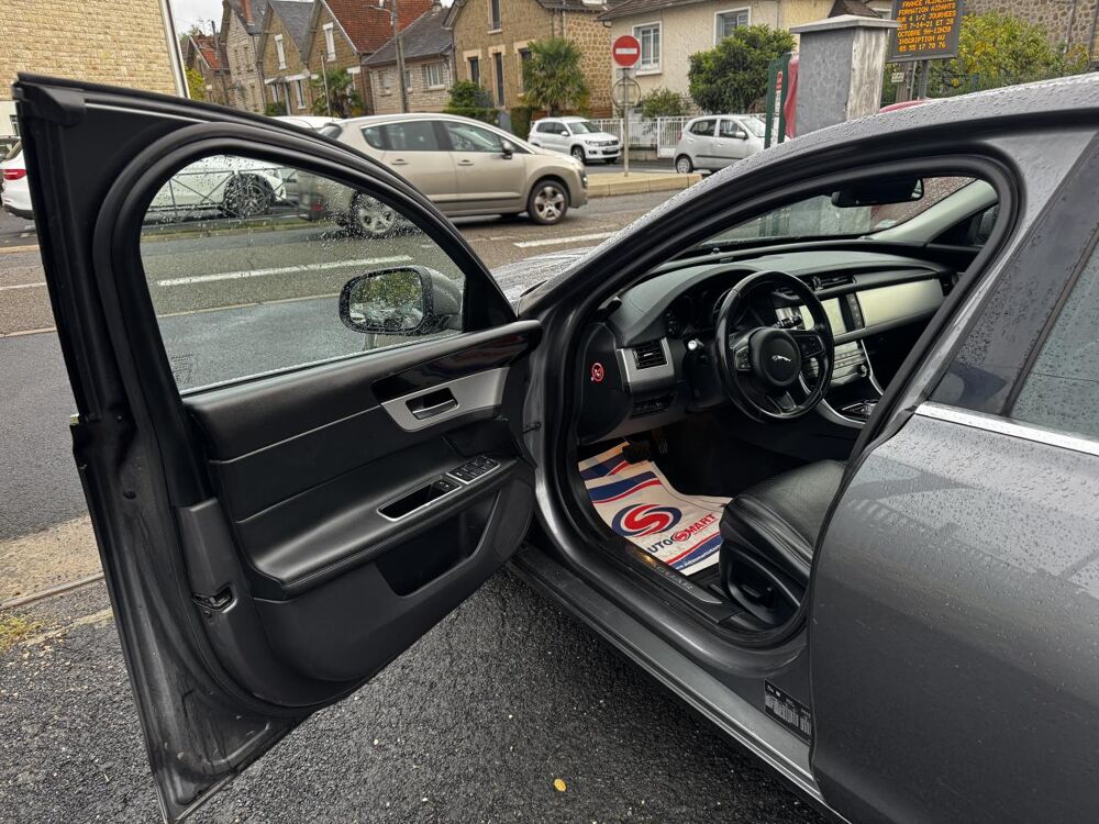 XF 2.0 D - 180 BVA S&S Prestige Gps + Camera AR + Clim 2016 occasion 19100 Brive-la-Gaillarde